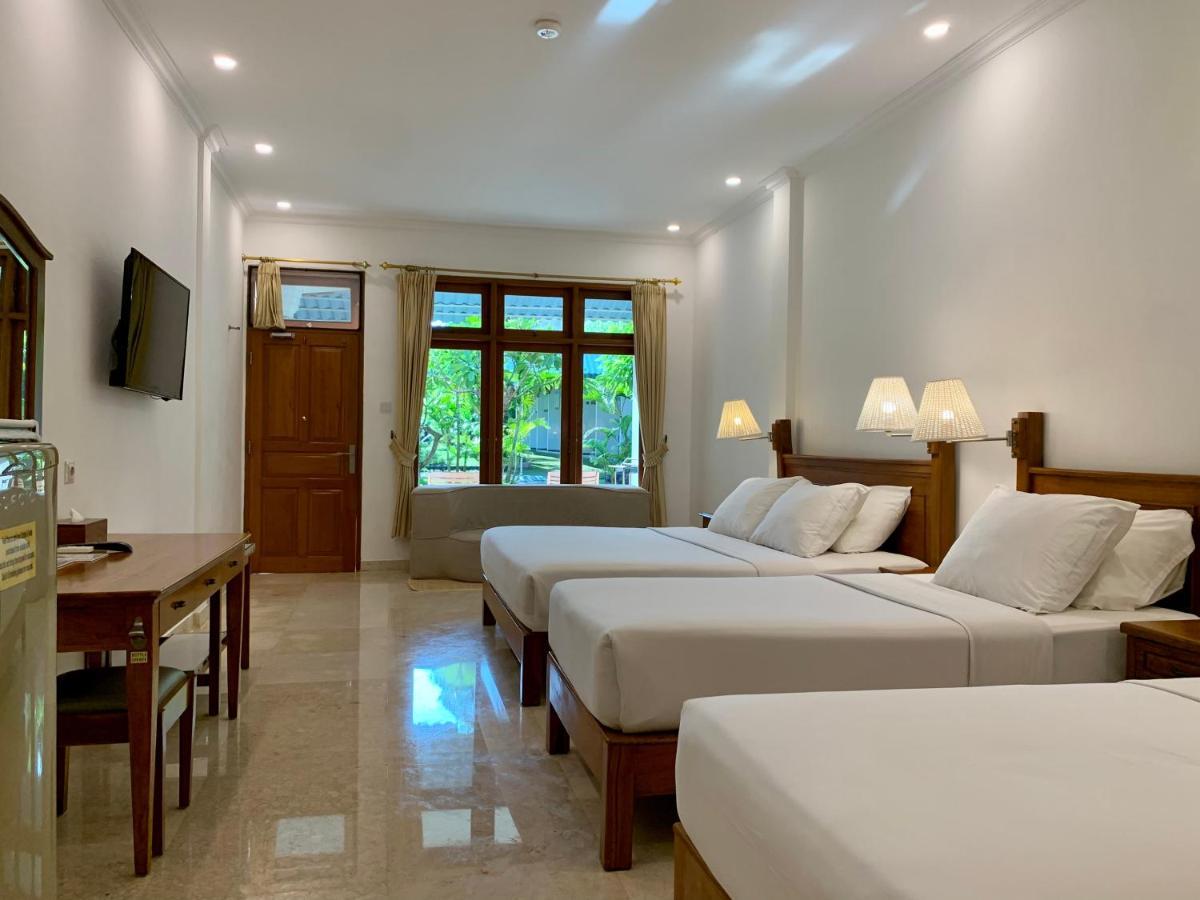 Febri'S Hotel & Spa Kuta Lombok Eksteriør billede