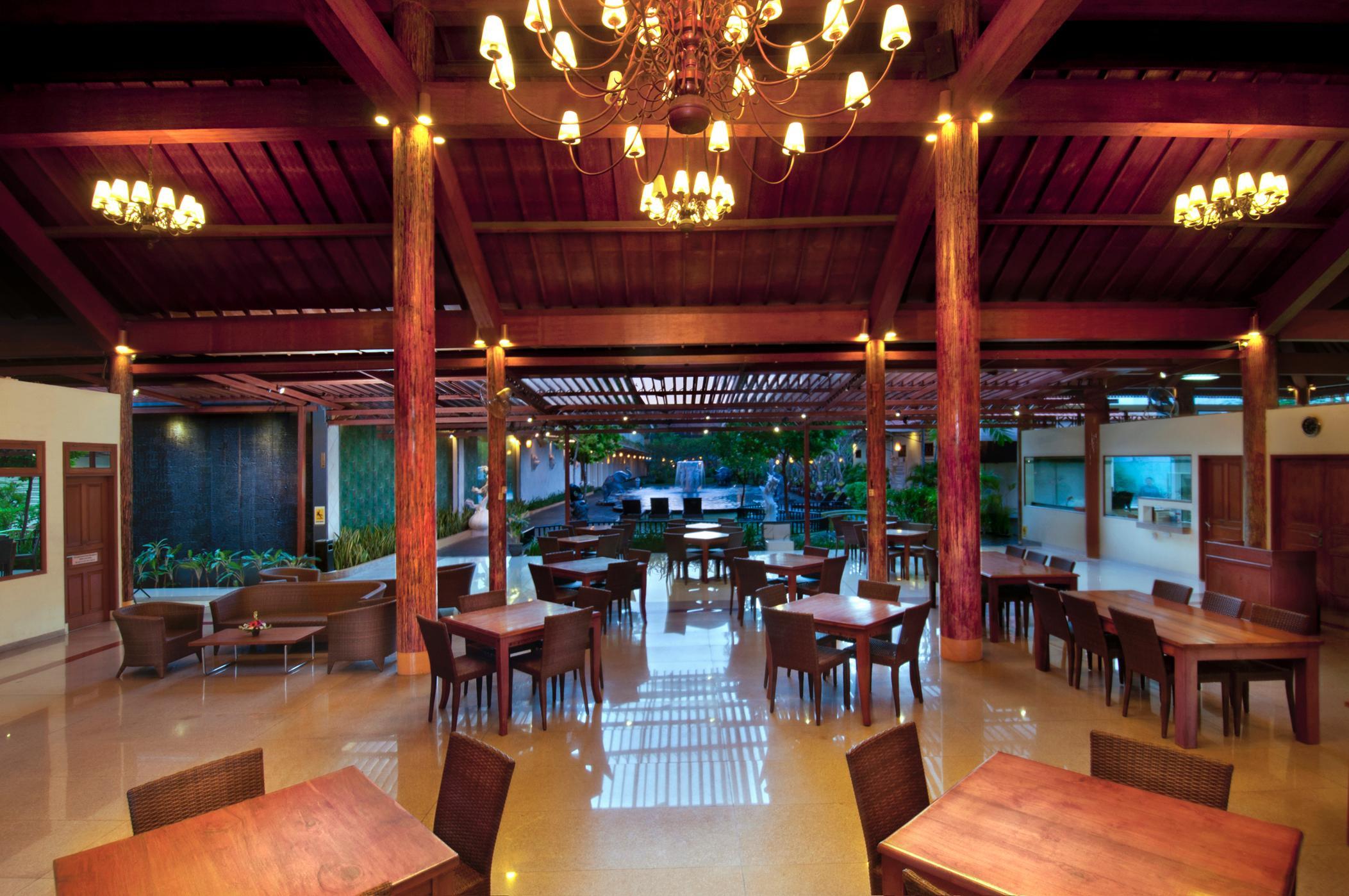 Febri'S Hotel & Spa Kuta Lombok Eksteriør billede