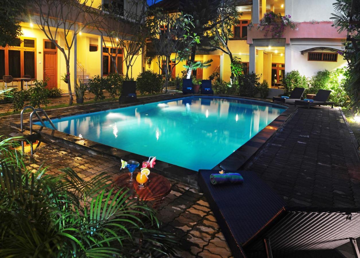 Febri'S Hotel & Spa Kuta Lombok Eksteriør billede