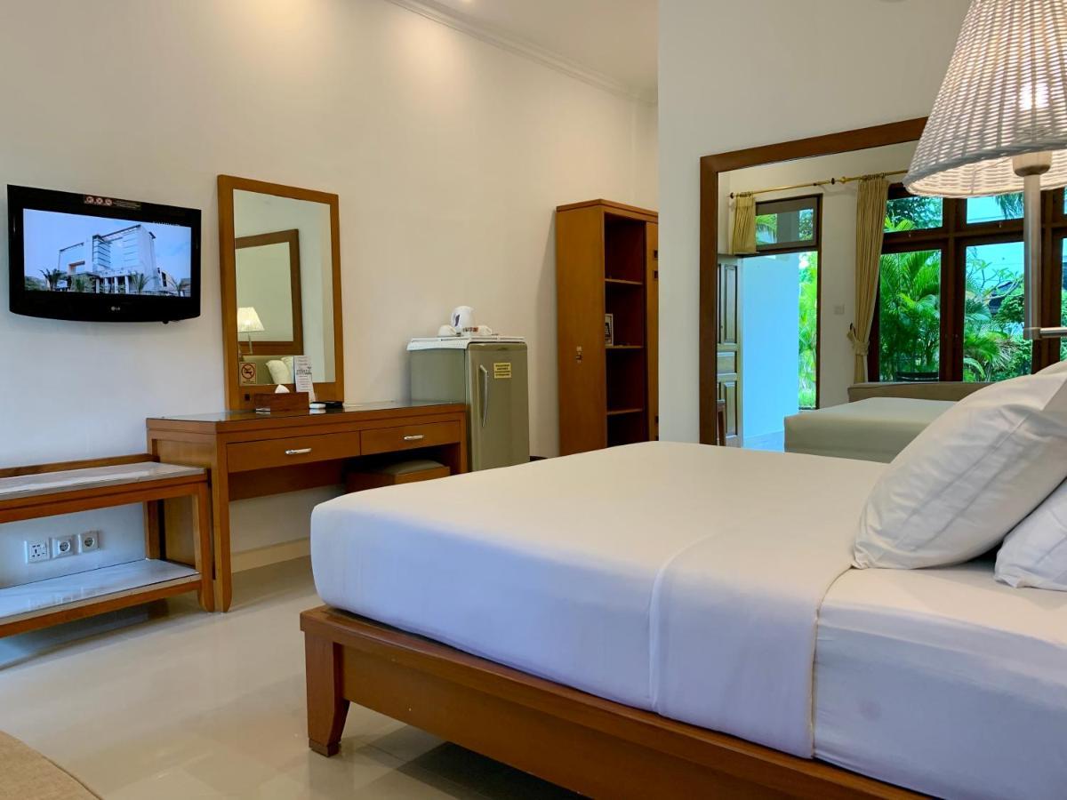 Febri'S Hotel & Spa Kuta Lombok Eksteriør billede